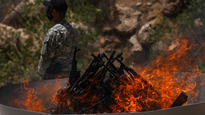 Silahlar yakıldı, yüzlerce terörsit serbest bırakıldı!