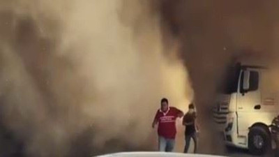 Tozu dumana katan yıkım