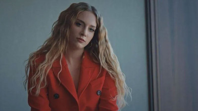 Oyuncu Hayal Köseoğlu'ndan dikkat çeken İmamoğlu paylaşımı