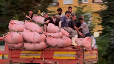 Rize'de kamyonun kasasında tehlikeli yolculuk!