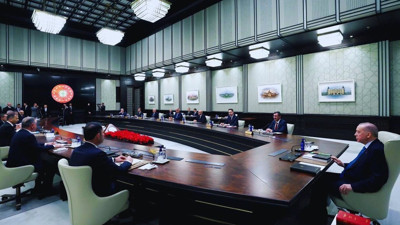 Usta gazeteciden çarpıcı iddia: Kabinede koltuğu en sağlam ismi açıkladı