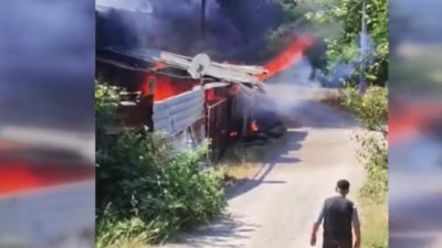 Yangın eve sıçradı! Ev sahibi alevler arasında kaldı