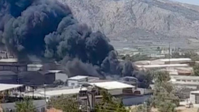 3 itfaiye eri yürekleri ağza gerdi