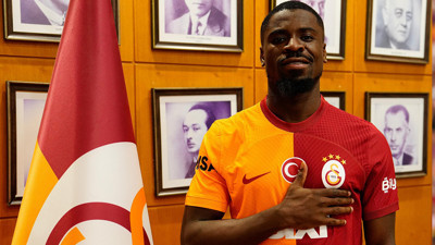 Galatasaray'ın eski yıldızı Türkiye'ye geldi: Yeni adresi herkesi şaşırttı!