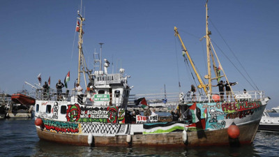 İsrail, yardım gemisi Hanzala'yı bastı!