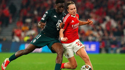 Okan Buruk sağa onu istiyor