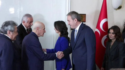 “AKP-MHP-DEM Meclis'te suç ortağı arıyor”