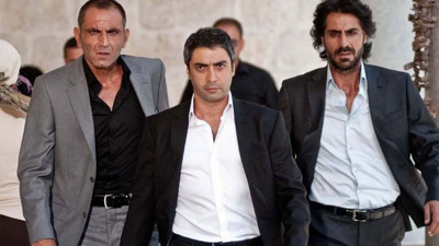 Kurtlar Vadisi'nde bomba kriz: "Zor kurtardım kendimi" diyerek resti çekti