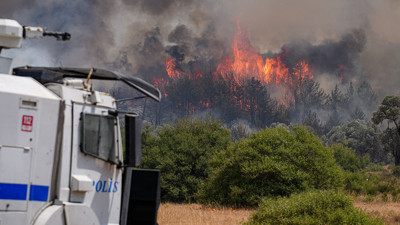 Bornova'da başlayan yangın Buca'ya sıçradı!