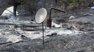 Doğa kavruldu! Geriye sadece demir kaldı