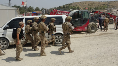 Malatya’da şantiye savaş alanına döndü! Jandarma devreye girdi