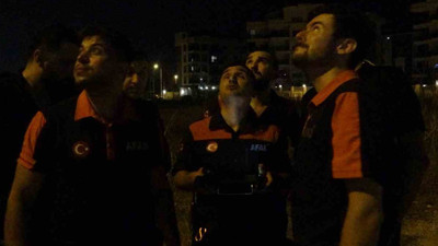 İşaret fişekleri atıldı el fenerleriyle ‘SOS’ yazıldı! Antalya’da ekipler alarma geçti: Dağlık alan didik didik arandı