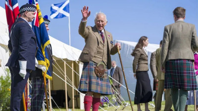 Kanser Kral Charles'e mani olamadı: Eteğini giydi, selamını verdi
