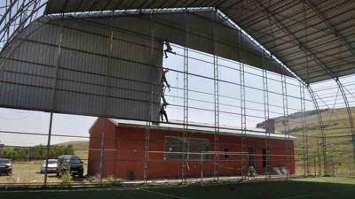 Akyaka’da kapalı halı saha için geri sayım!