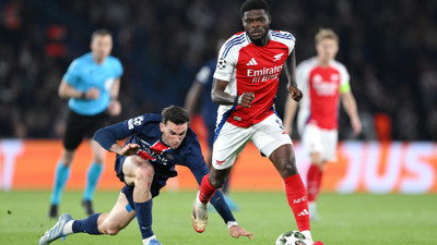 Partey yeni takımını seçti