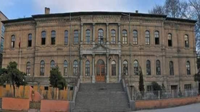 Tarihi taş binaya restorasyon