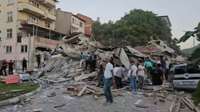 "Bu akşam kimse girmesin evine" Övgün Ahmet Ercan'dan Balıkesir depremi sonrası flaş açıklama