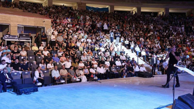 Antakya’da Kıraç fırtınası: Deprem sonrası ilk konser!