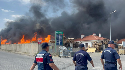 Eskişehir’de alevler durdurulamadı! Fabrikalar kül oldu