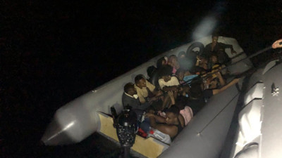 Sahil Güvenlik’ten şok operasyon: Botla kaçıyorlardı!