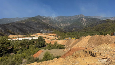 Hatay'da orman yangınlarına müdahale sürüyor