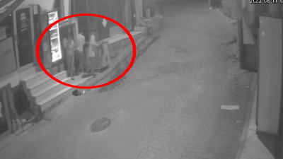 Batman'da market dolabını kırıp dondurma çaldılar