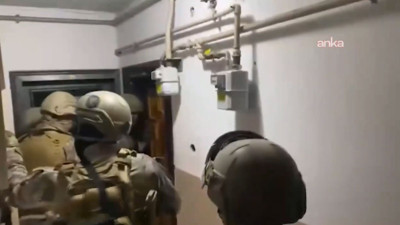 Bakan Yerlikaya duyurdu! Esenyurt'ta büyük operasyon: Şüpheliler yakalandı