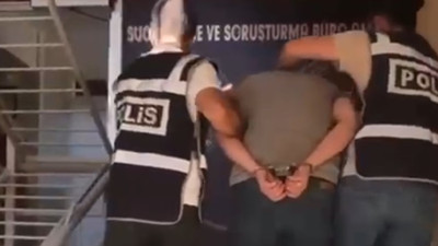 Firari hırsız sahte kimlik bile kurtaramadı