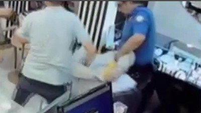 Dakikalarca yerde dayak yedi! Polis son anda kurtardı: Karabük'te maskeli soyguncu silah görünce yere yattı