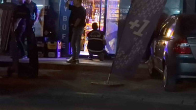 İnegöl’de gizemli saldırı! İş yeri camları paramparça oldu