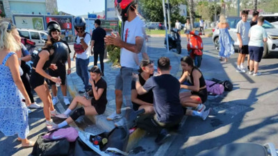 Seray Sever kaza geçirdi! Gözyaşlarına boğuldu