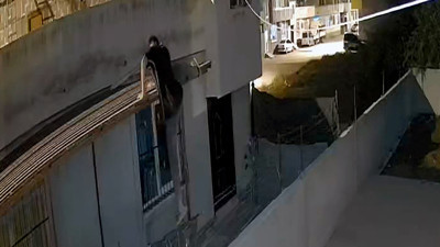 Adana’da film gibi hırsızlık! Duvardan tırmandı kapıdan çıktı: Savunması ‘pes’ dedirtti