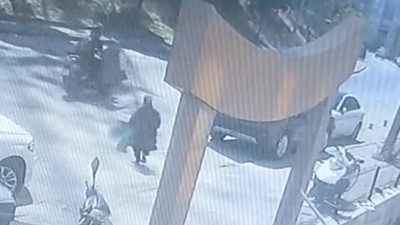 Edirne’de korkunç kaza! Yaşlı kadın metrelerce savruldu: O anlar kameraya yansıdı