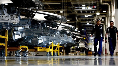 Otomotiv sektöründe büyük daralma: Son bir yılda 51.500 kişi işinden oldu