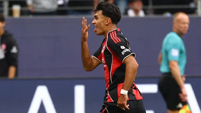 Galatasaray'ın rakibi Eintracht Frankfurt Can Uzun ile 2'de 2 yaptı