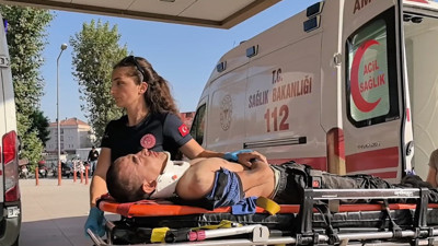 Cam fabrikasında korkunç kaza! Taşıma bandının arasında kaldı