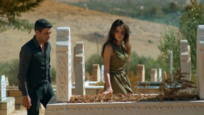 Uzak Şehir dizisinin 2. sezon yayın tarihi belli oldu: Sırlarıyla geri dönüyor! Boran öldü mü?