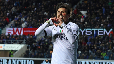 Eljif Elmas geri döndü