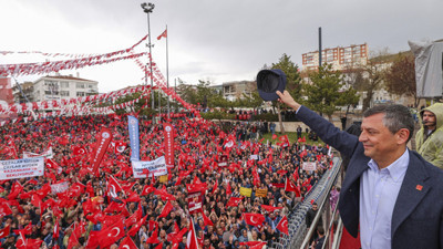 Ayrılınca muhalefete başladı! “Gündemi Özel belirliyor” diye AKP’yi uyardı…