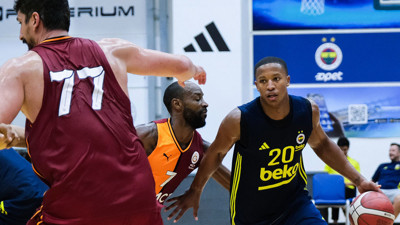 Galatasaray Fenerbahçe'yi devirerek sezona başladı