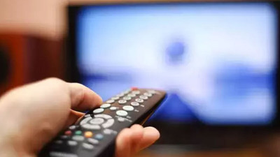 TRT'nin yeni dizisi daha yayınlanmadan kriz çıktı! Çekimler iptal edildi, afişler çöpe atıldı