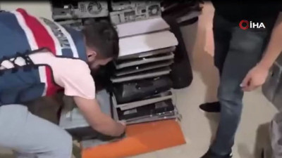 Jandarmadan 17 şehirde nefes kesen baskın. 34 kişi kıskıvrak yakalandı