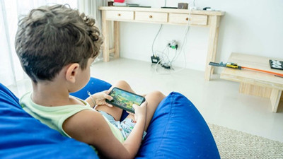 Çocuk gelişimine görünmez tehdit! Uzmanlar anlattı