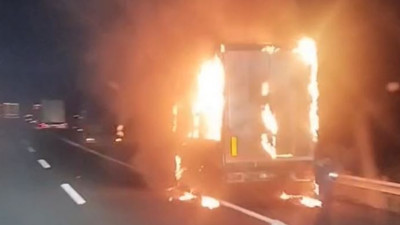 Geceyi TIR aydınlattı