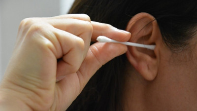 Kulak pamuğunun görünmeyen tehlikesi! Uzmanlardan hayat kurtaran uyarılar