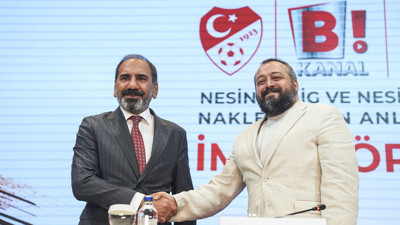 İmzalar atıldı: İki ligin maçları canlı yayınlanacak