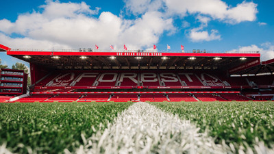 Nottingham Forest'ın başına Manisalı hoca geldi