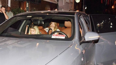 Ünlü mankenin aracında sahte 'resmi kart' skandalı. Mahkemelik oldu