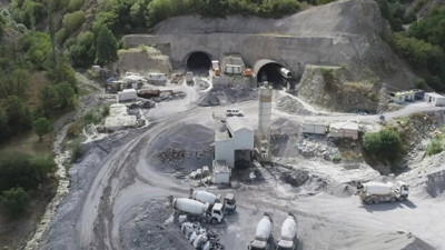 Kırık Tüneli'nin yüzde 90 tamamlandı: Erzurum-Rize arası 33 km kısalıyor!