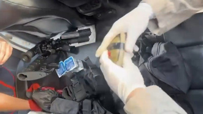 Viranşehir’de şok operasyon! El bombaları ve silahlar ele geçirildi!